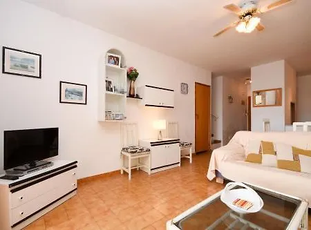 Apartment Mare 68 - Two Bed *
